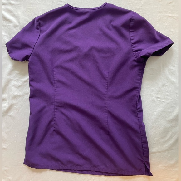 FIGS Women's Casma 3 pocket size XS in ultra violet. Rare color - Picture 3 of 3